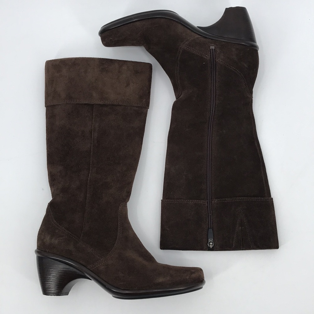 Dansko Brown Knee High Heel Women's Boots Size 40  US 9.5 / 10